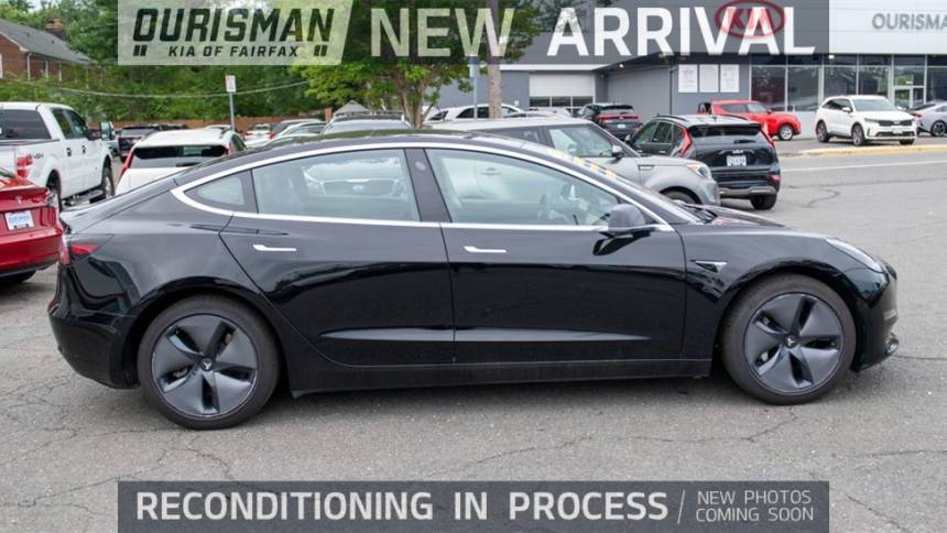 2018 Tesla Model 3 5YJ3E1EB4JF149187