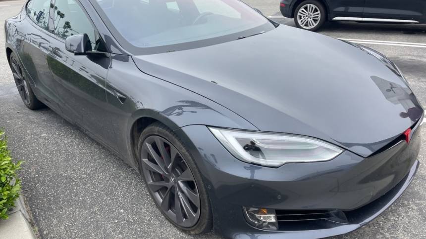 2018 Tesla Model S 5YJSA1E40JF274387