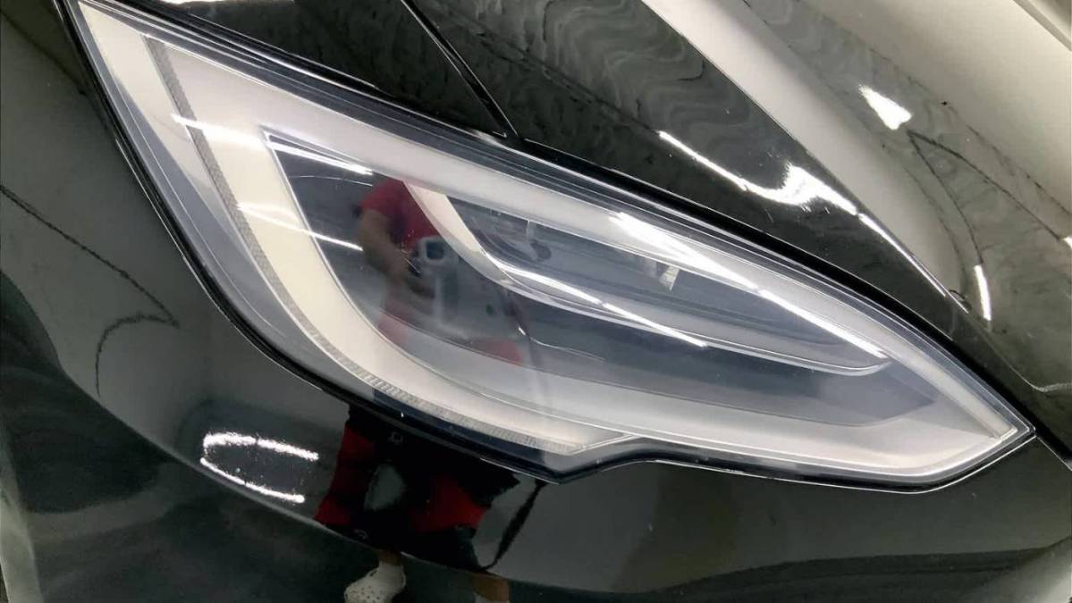 2019 Tesla Model S 5YJSA1E4XKF335407