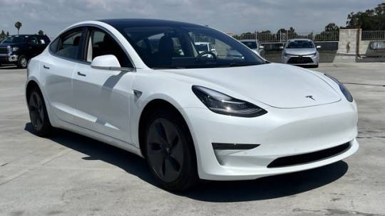 2019 Tesla Model 3 5YJ3E1EA0KF504008