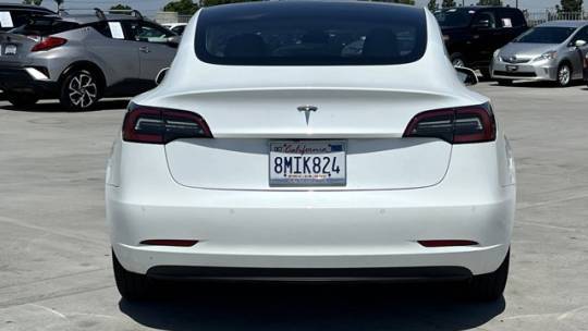 2019 Tesla Model 3 5YJ3E1EA0KF504008