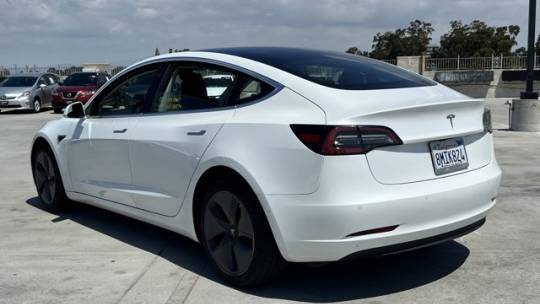 2019 Tesla Model 3 5YJ3E1EA0KF504008