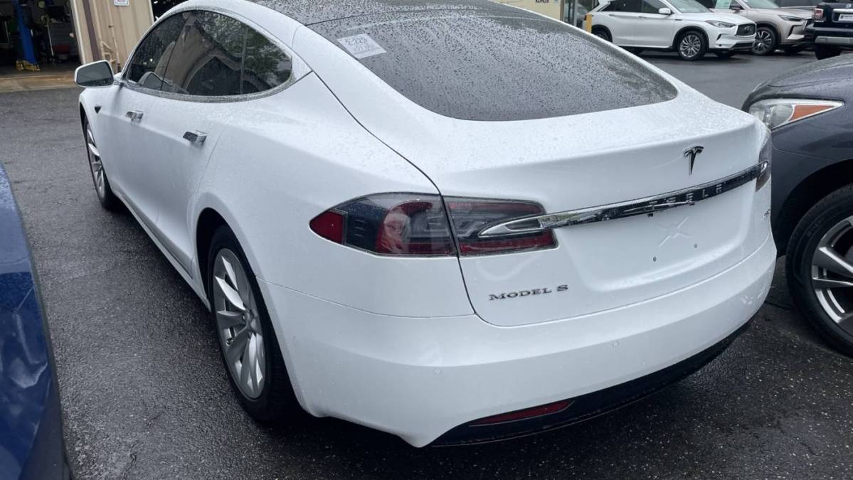 2018 Tesla Model S 5YJSA1E29JF263578