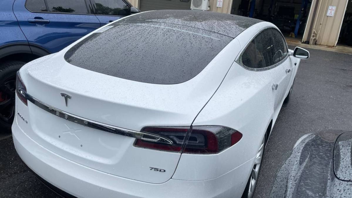 2018 Tesla Model S 5YJSA1E29JF263578