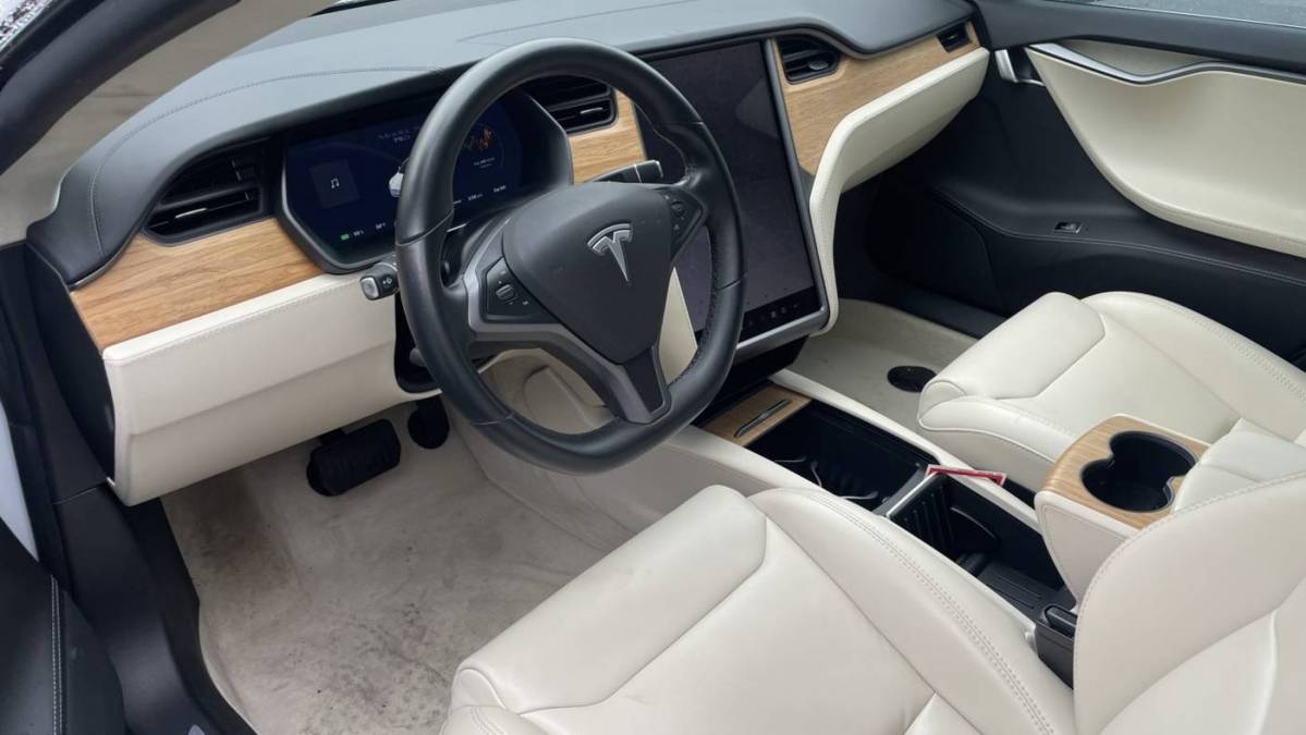 2018 Tesla Model S 5YJSA1E29JF263578