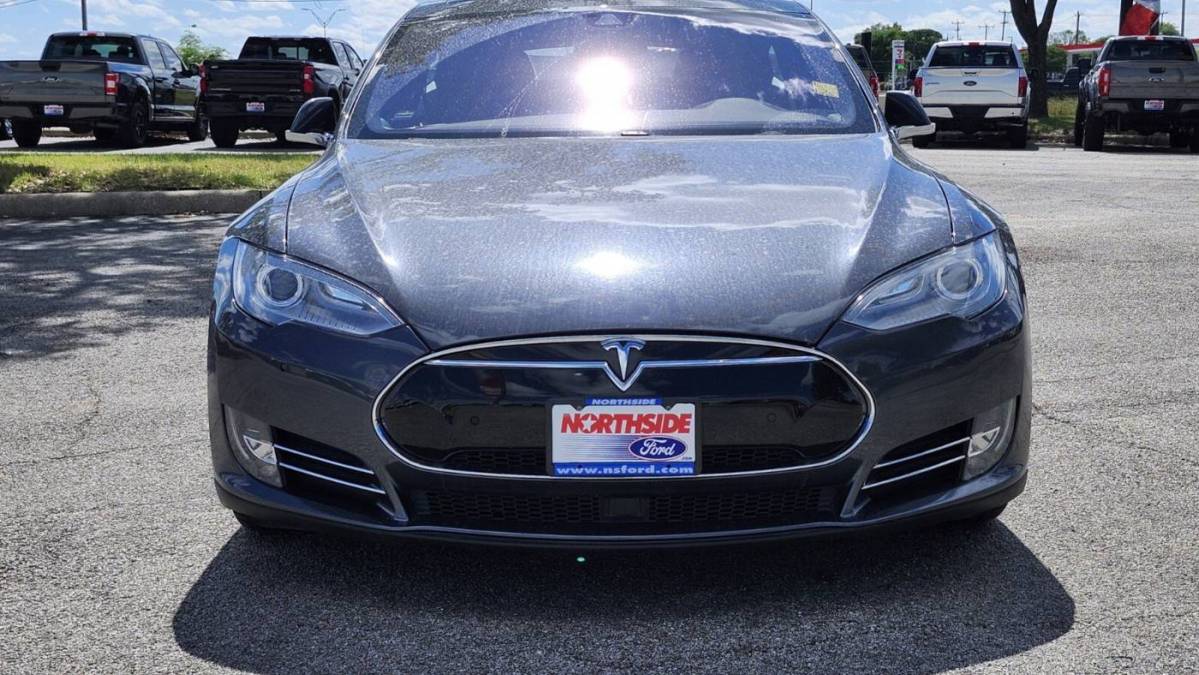 2015 Tesla Model S 5YJSA1H45FF091988