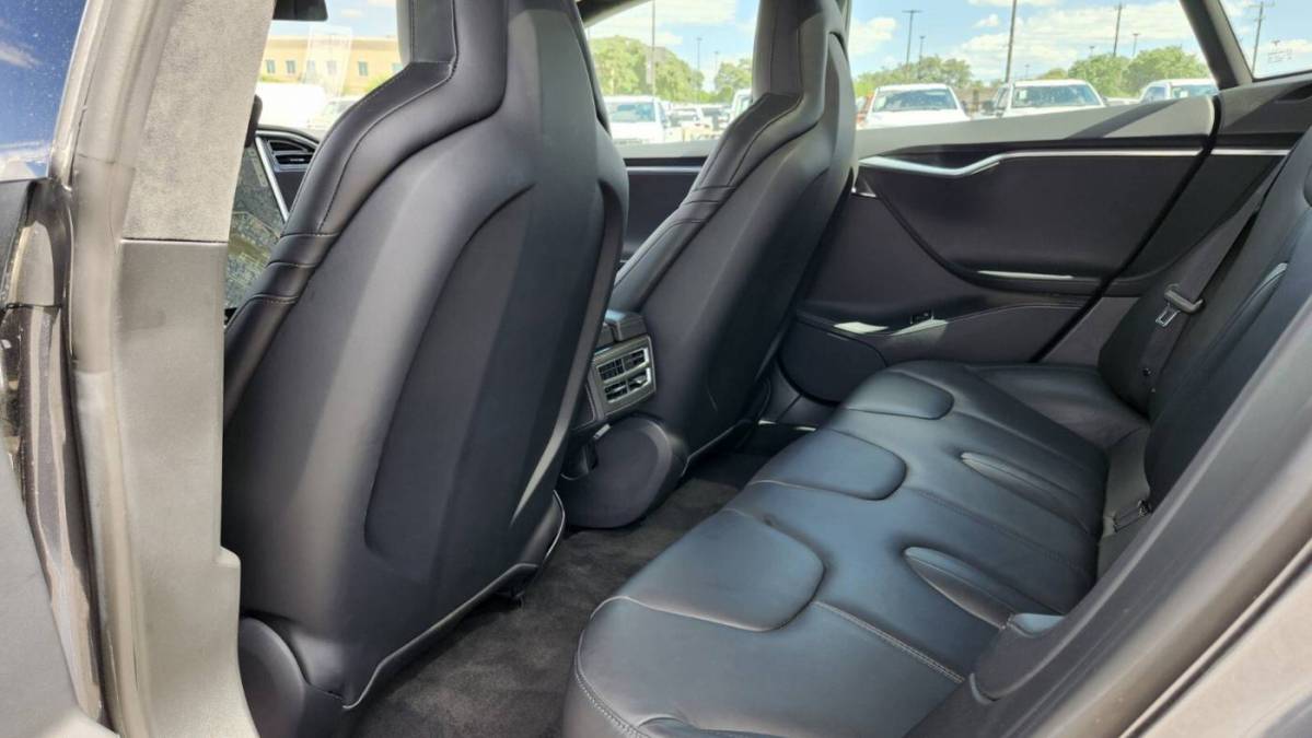 2015 Tesla Model S 5YJSA1H45FF091988