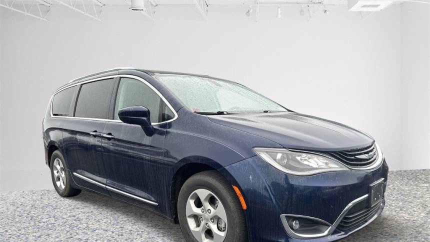 2018 Chrysler Pacifica Hybrid 2C4RC1L76JR163644