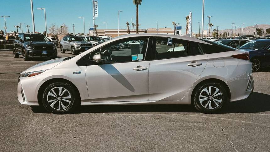 2018 Toyota Prius Prime JTDKARFP3J3100365