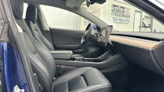 2019 Tesla Model 3 5YJ3E1EB5KF535019