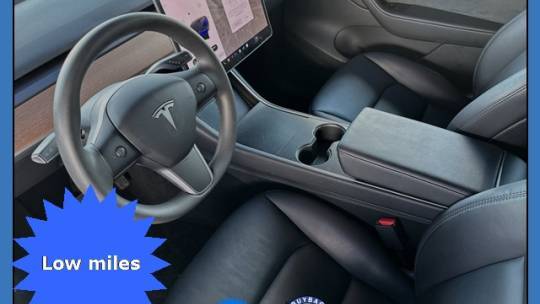 2020 Tesla Model Y 5YJYGDEE5LF009518