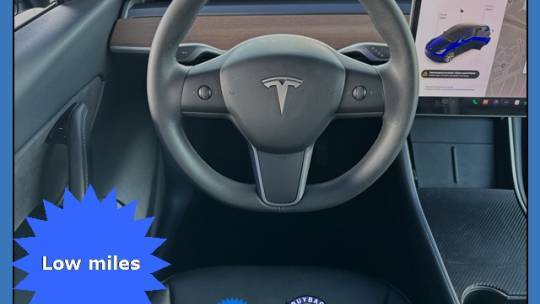 2020 Tesla Model Y 5YJYGDEE5LF009518