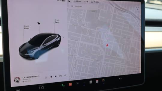 2018 Tesla Model 3 5YJ3E1EA3JF077681