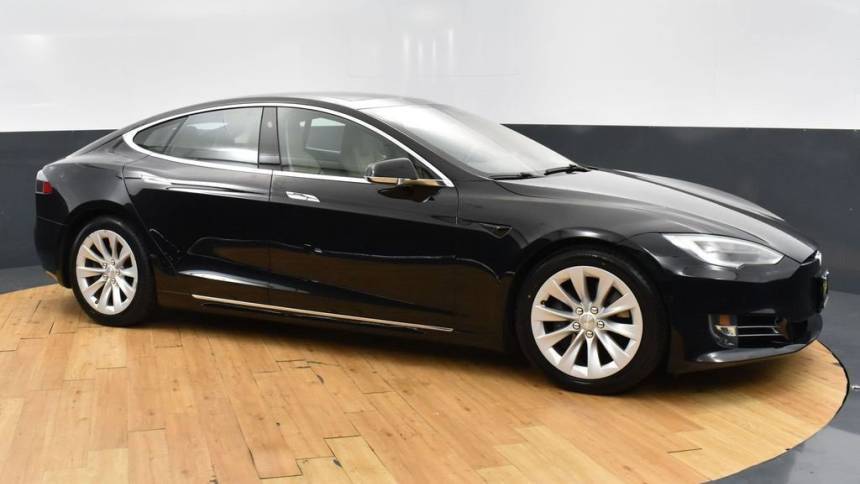 2016 Tesla Model S 5YJSA1E23GF168250