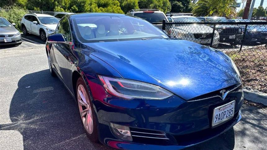 2017 Tesla Model S 5YJSA1E24HF220907