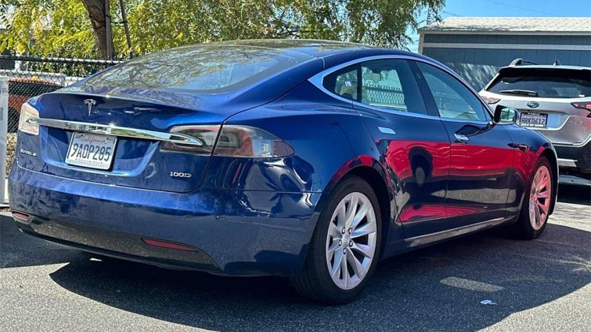 2017 Tesla Model S 5YJSA1E24HF220907