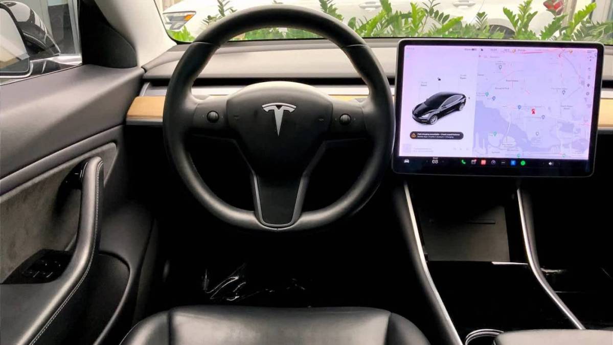 2019 Tesla Model 3 5YJ3E1EB1KF209637