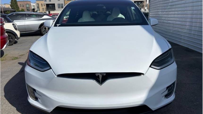 2018 Tesla Model X 5YJXCAE21JF134959