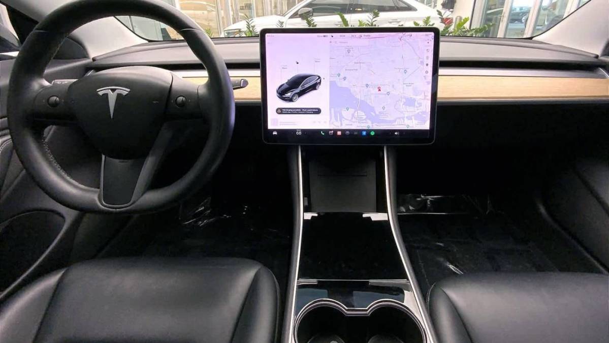 2019 Tesla Model 3 5YJ3E1EB1KF209637