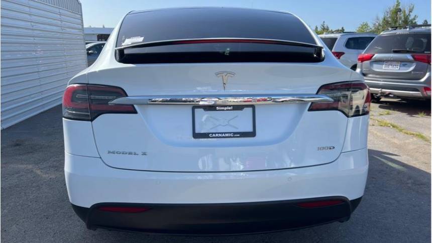 2018 Tesla Model X 5YJXCAE21JF134959