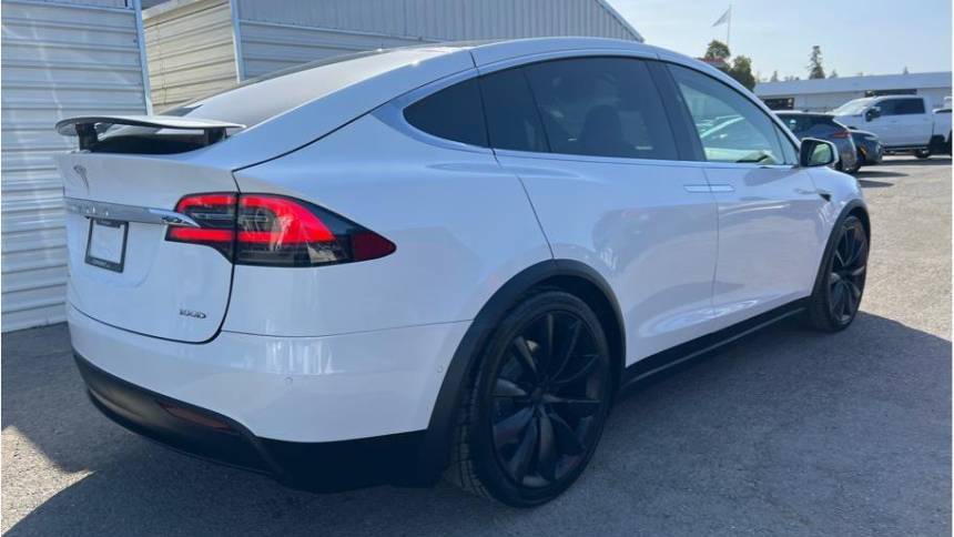 2018 Tesla Model X 5YJXCAE21JF134959