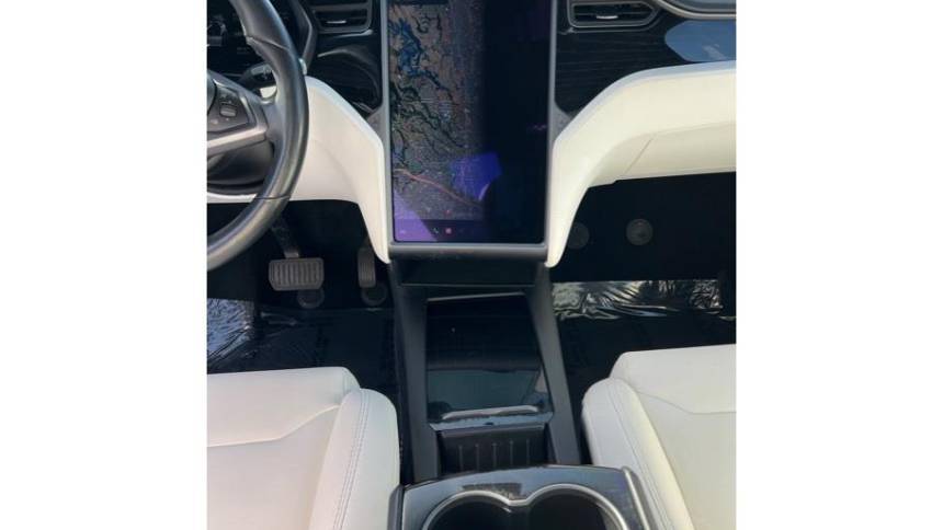 2018 Tesla Model X 5YJXCAE21JF134959