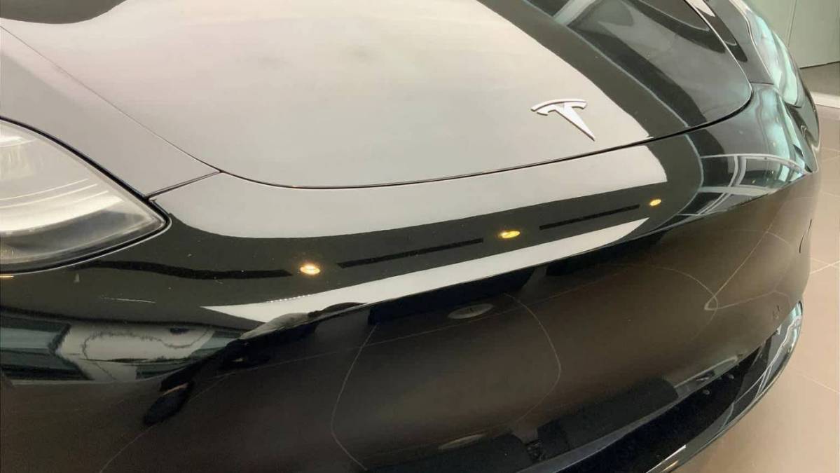 2019 Tesla Model 3 5YJ3E1EB1KF209637