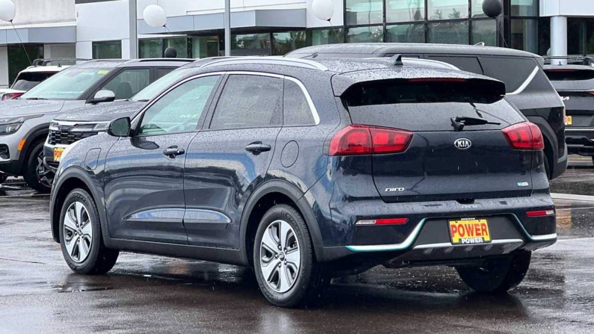 2018 Kia Niro KNDCM3LD9J5203670