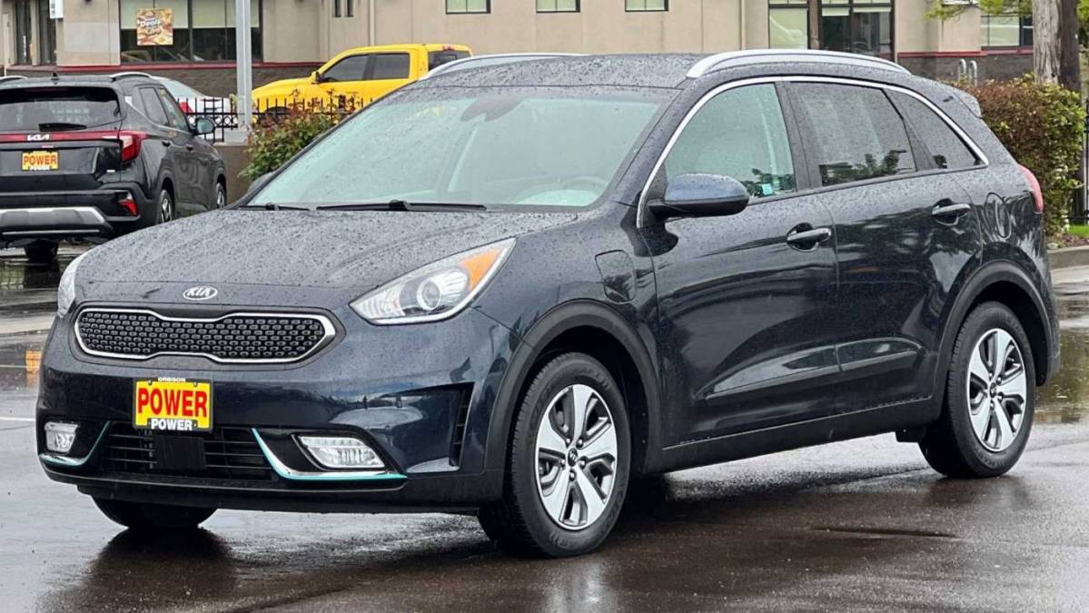 2018 Kia Niro KNDCM3LD9J5203670