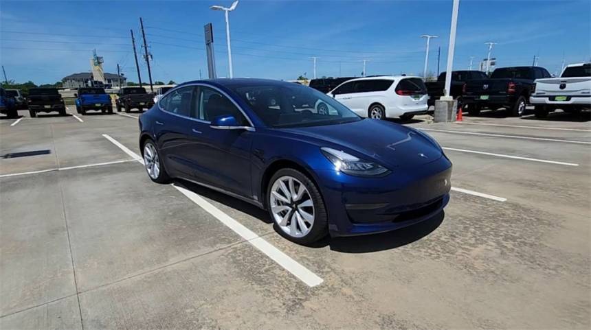 2017 Tesla Model 3 5YJ3E1EA0HF001040