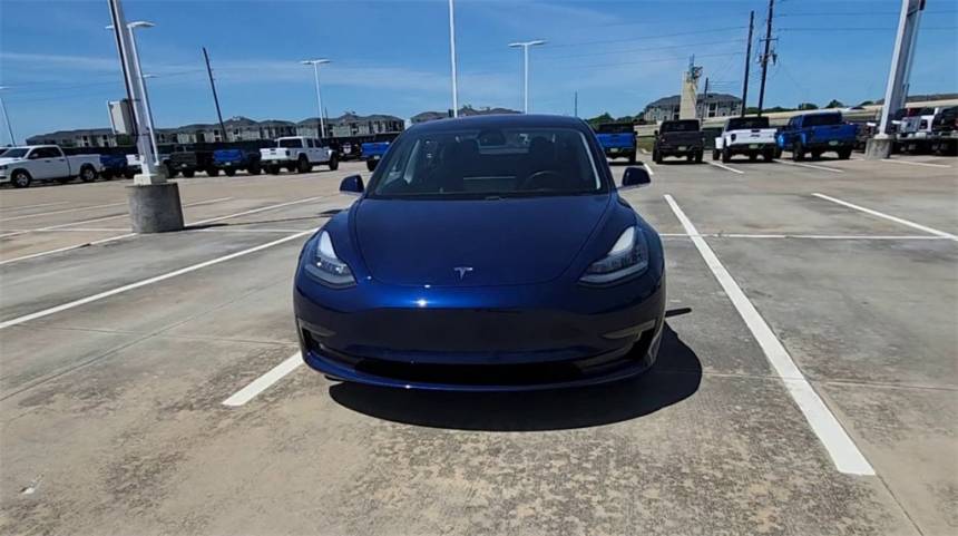 2017 Tesla Model 3 5YJ3E1EA0HF001040