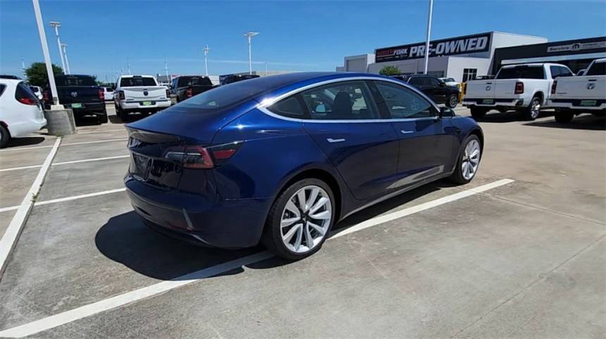 2017 Tesla Model 3 5YJ3E1EA0HF001040