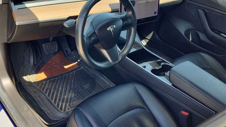 2017 Tesla Model 3 5YJ3E1EA0HF001040