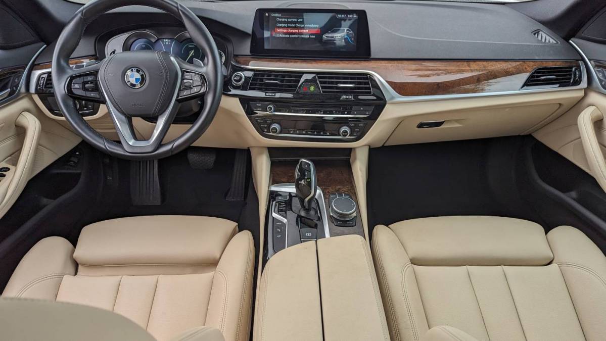 2019 BMW 5 Series WBAJA9C53KB391775