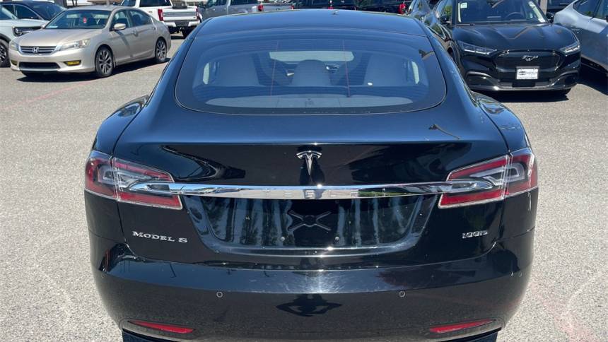 2018 Tesla Model S 5YJSA1E23JF260899