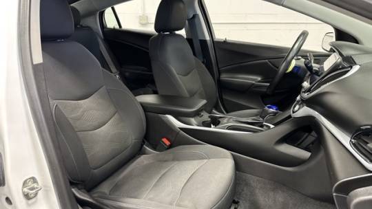 2019 Chevrolet VOLT 1G1RC6S57KU121171