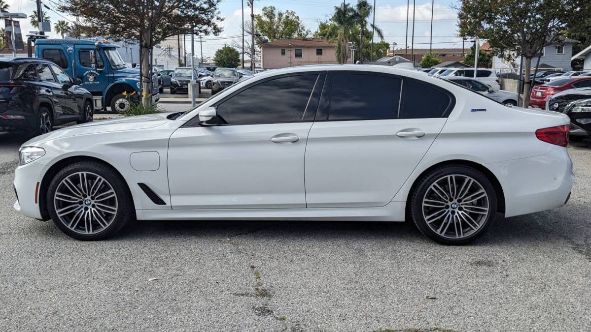 2019 BMW 5 Series WBAJA9C59KB399671