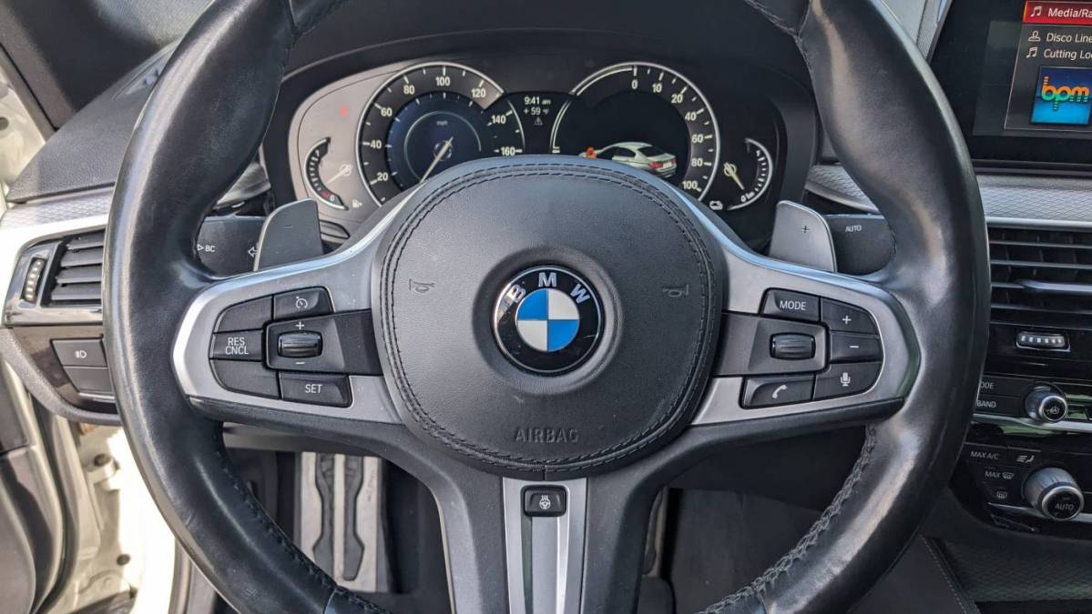 2019 BMW 5 Series WBAJA9C59KB399671