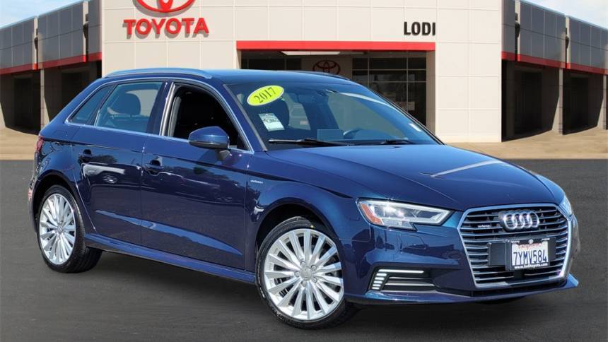 2017 Audi A3 Sportback e-tron WAUTPBFF5HA128804