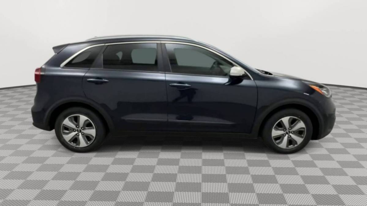 2018 Kia Niro KNDCC3LDXJ5206094