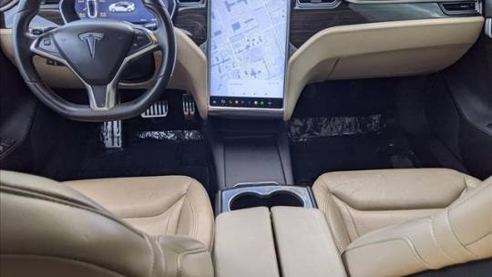 2016 Tesla Model S 5YJSA1E15GF161954