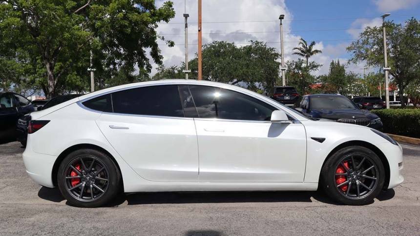 2018 Tesla Model 3 5YJ3E1EA7JF162720