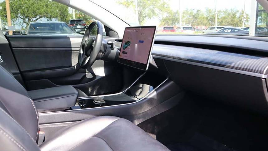 2018 Tesla Model 3 5YJ3E1EA7JF162720