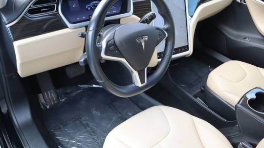 2014 Tesla Model S 5YJSA1H13EFP38540