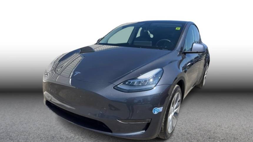 2021 Tesla Model Y 5YJYGDEE7MF207132