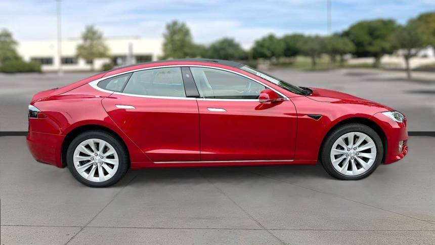 2017 Tesla Model S 5YJSA1E29HF203780