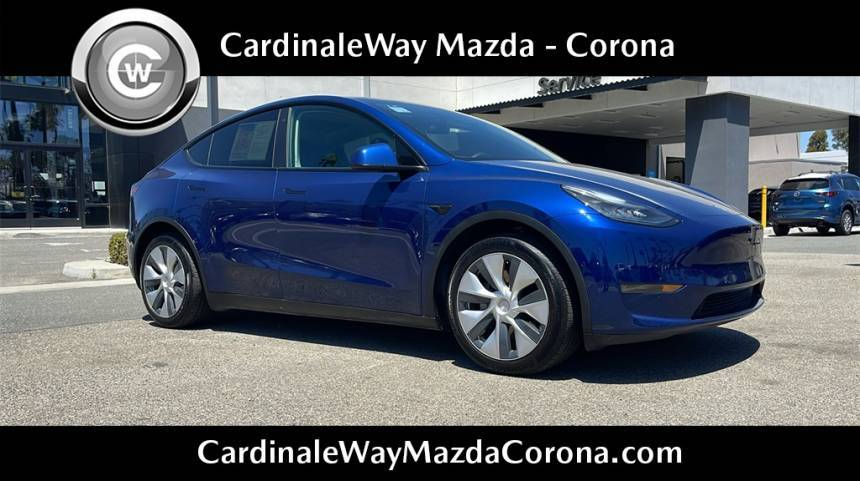 2021 Tesla Model Y 5YJYGDEE5MF077447