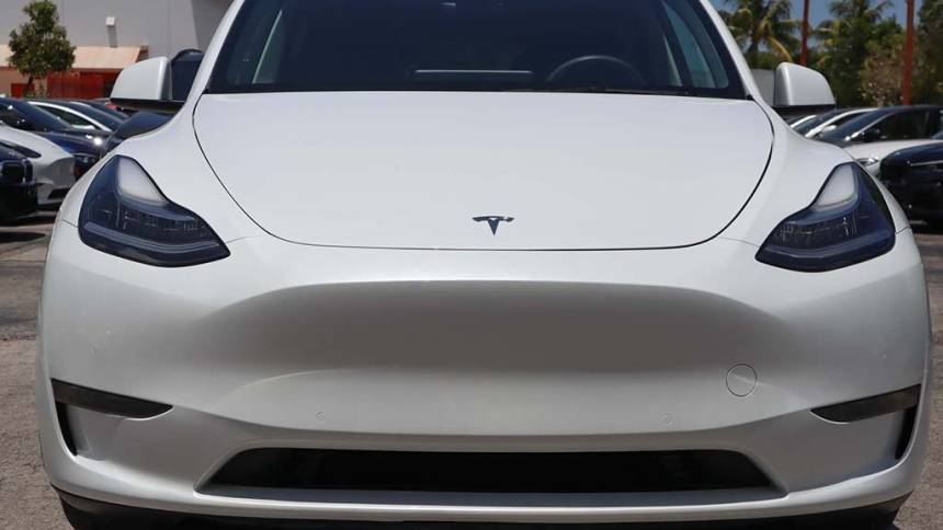 2021 Tesla Model Y 5YJYGDEE5MF188015