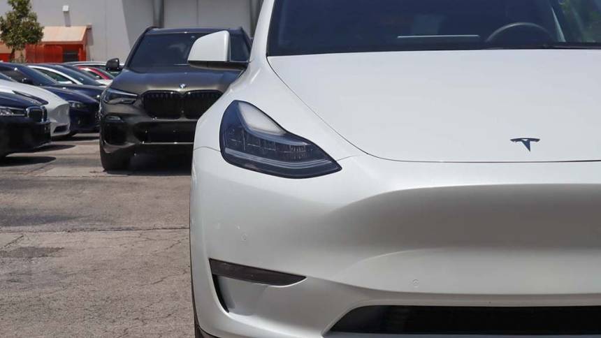 2021 Tesla Model Y 5YJYGDEE5MF188015