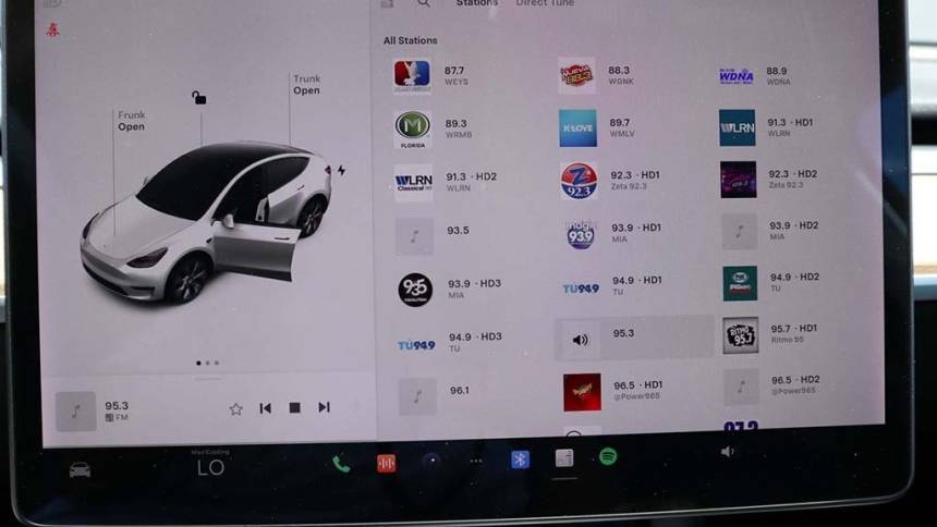 2021 Tesla Model Y 5YJYGDEE5MF188015